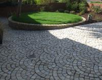 Landscaping image 32
