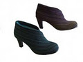 Dahlia Shoe Boutique image 4