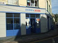 Duds n Suds Launderette image 1